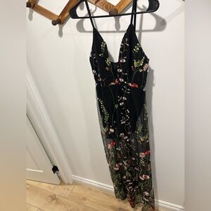 MONTREZ FLORAL EMBROIDERED BLACK DRESS